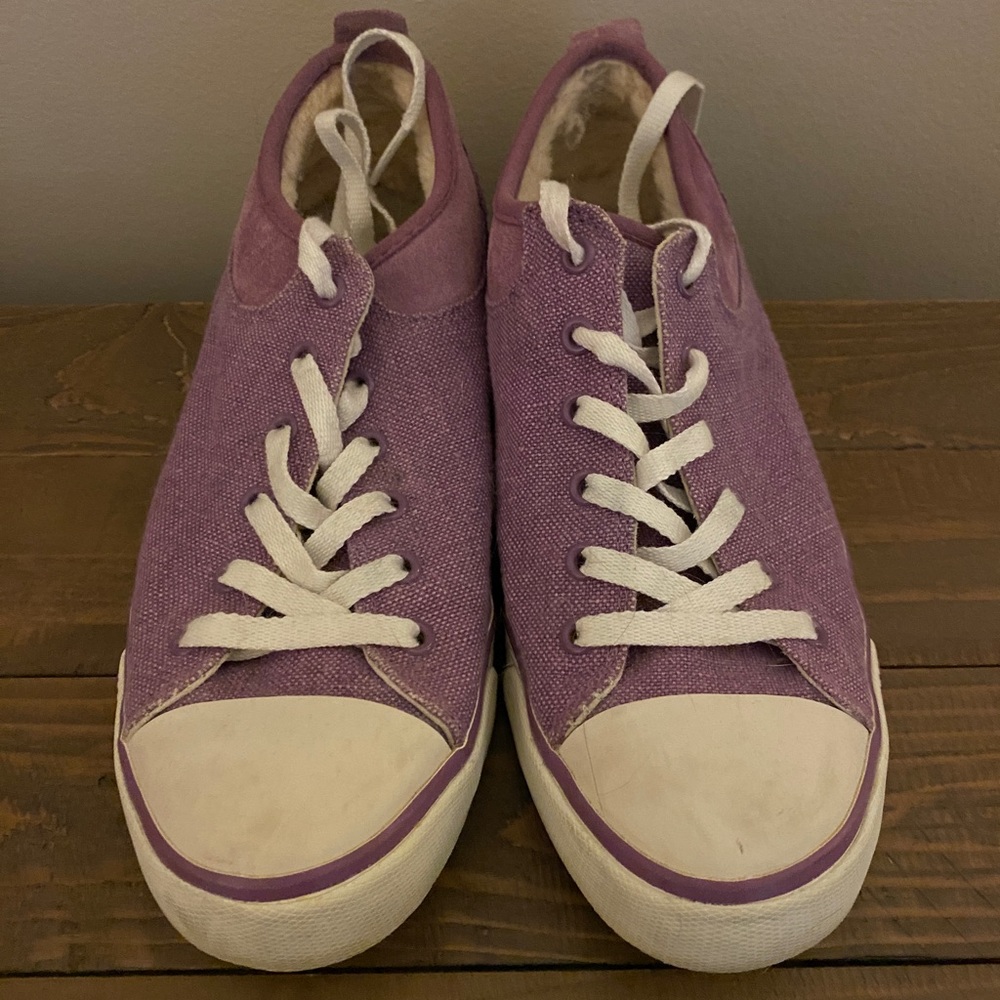 UGG tennis shoes